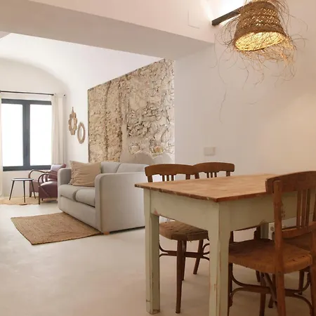 Maram Brava Casa Centro Metge Pi Apartment *